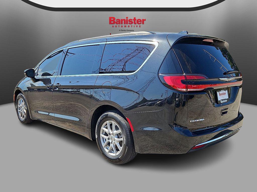 used 2022 Chrysler Pacifica car, priced at $29,879