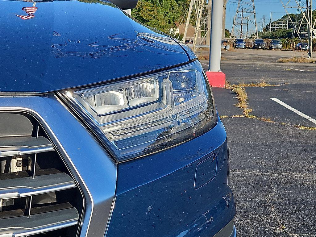 used 2019 Audi Q7 car, priced at $21,700