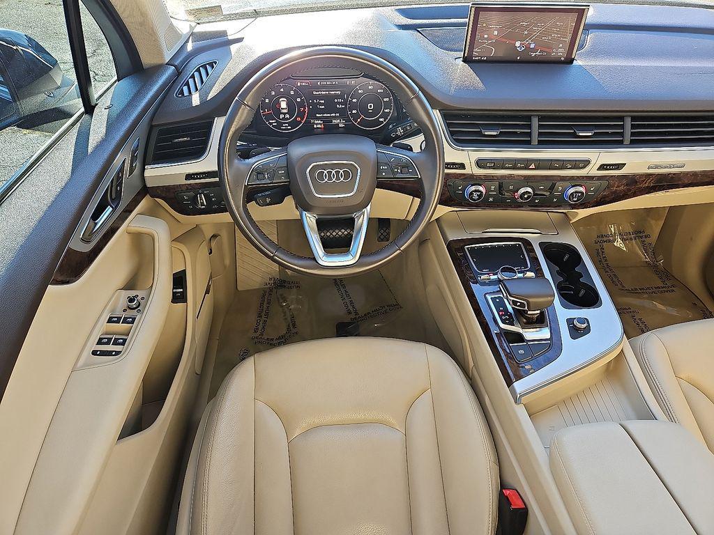 used 2019 Audi Q7 car, priced at $21,700