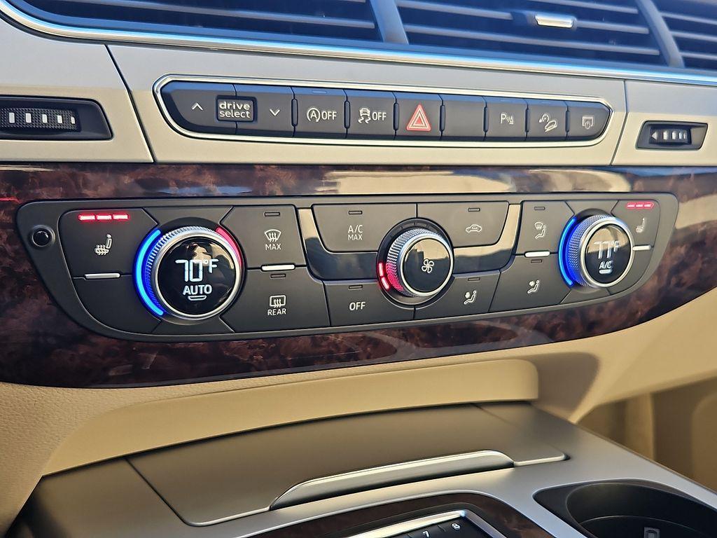 used 2019 Audi Q7 car, priced at $21,700