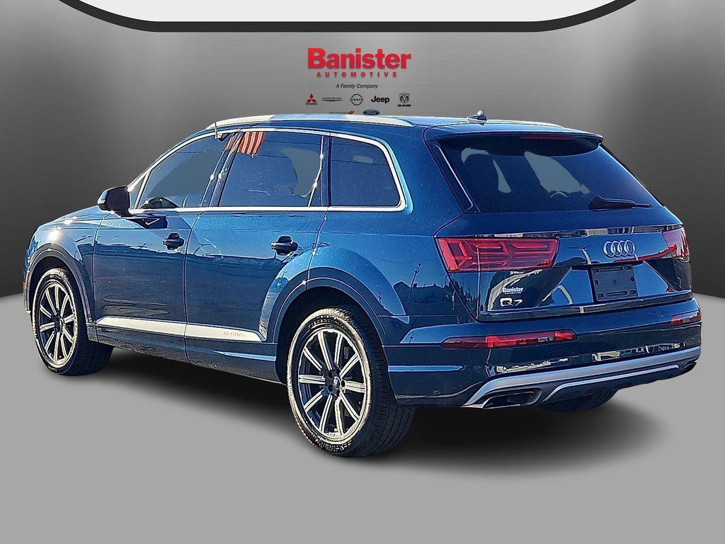 used 2019 Audi Q7 car, priced at $21,700