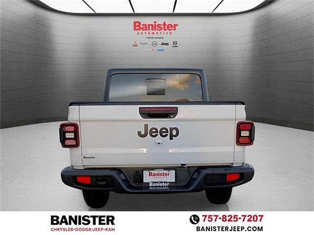 new 2024 Jeep Gladiator car, priced at $55,915