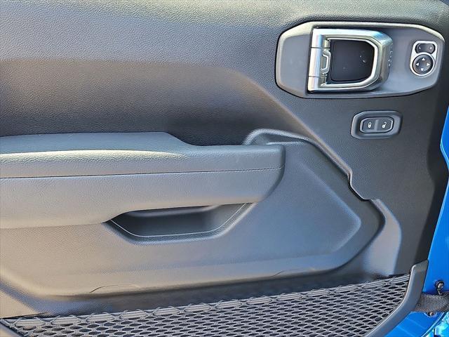 new 2025 Jeep Gladiator car, priced at $44,224