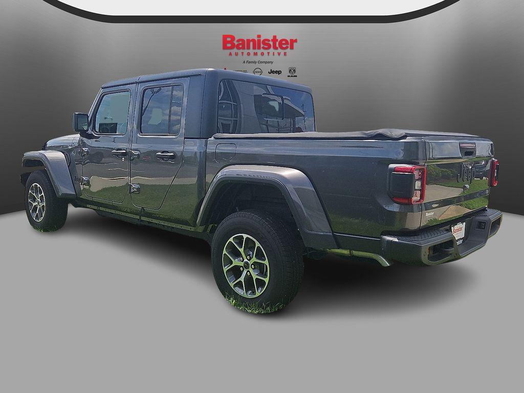 new 2024 Jeep Gladiator car, priced at $56,510