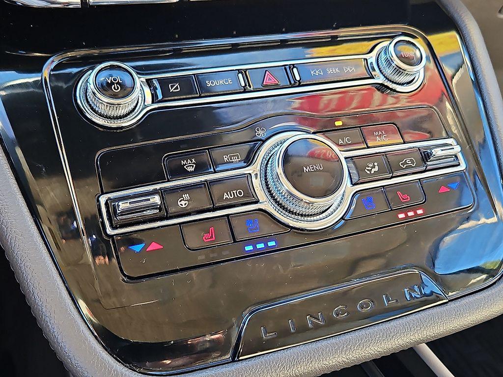 used 2022 Lincoln Corsair car, priced at $29,665