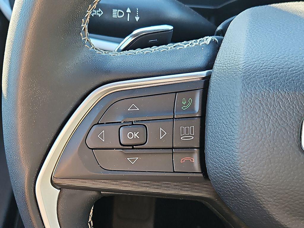 used 2024 Jeep Grand Cherokee car, priced at $29,300