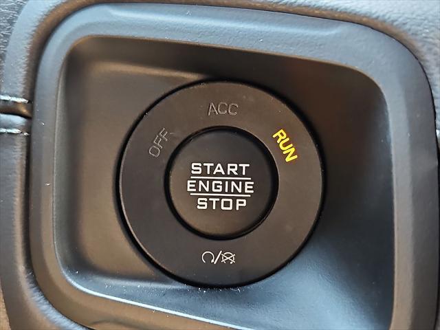 new 2025 Jeep Wrangler car, priced at $46,038