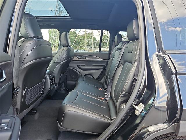 new 2025 Jeep Grand Cherokee car, priced at $42,203