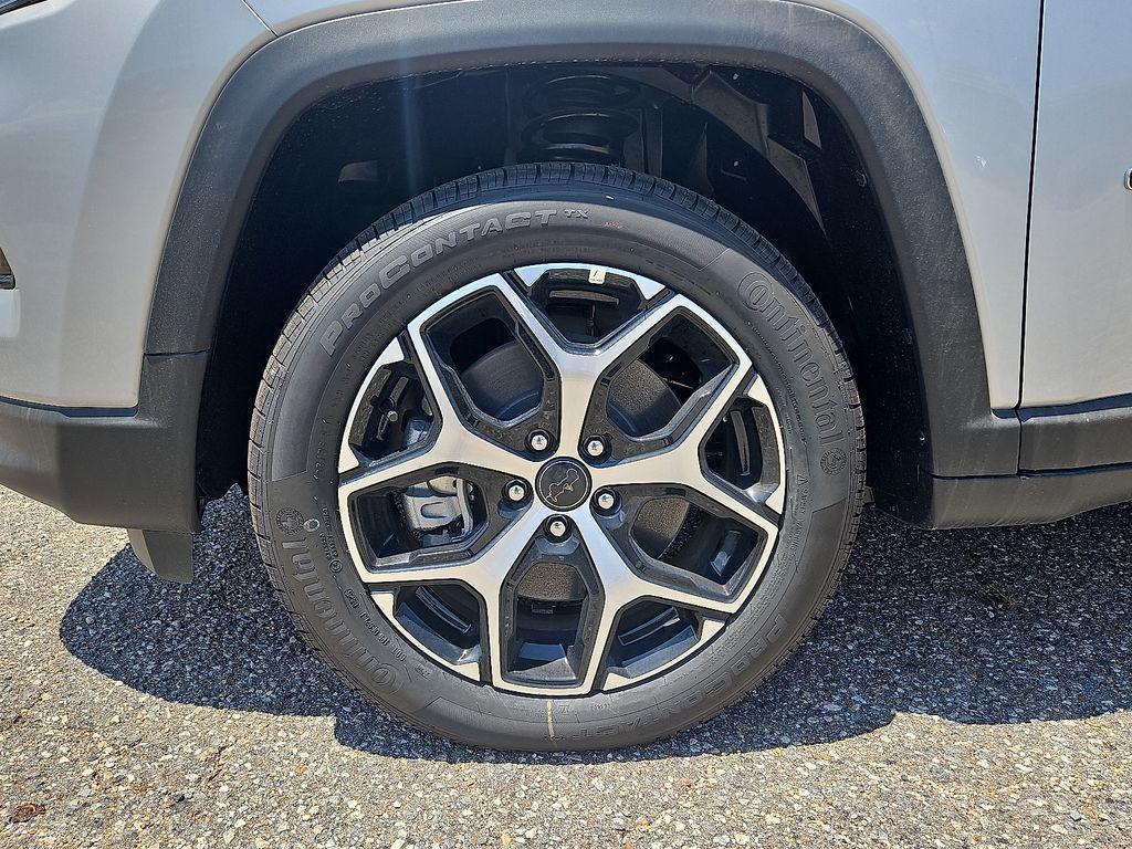 new 2025 Jeep Compass car, priced at $29,956
