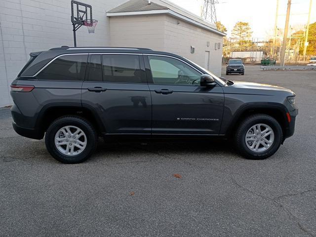 new 2023 Jeep Grand Cherokee car, priced at $40,551