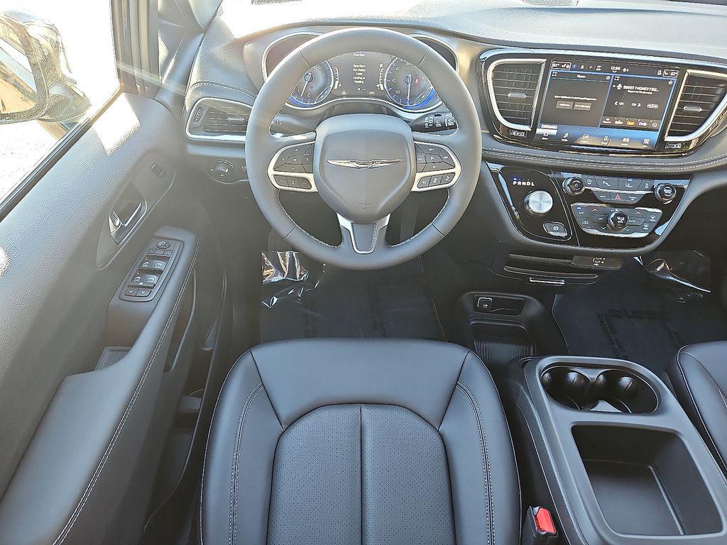 new 2026 Chrysler Pacifica car, priced at $41,527