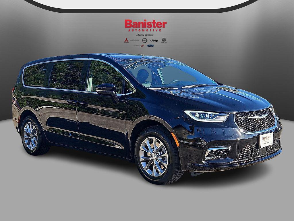 new 2026 Chrysler Pacifica car, priced at $41,527