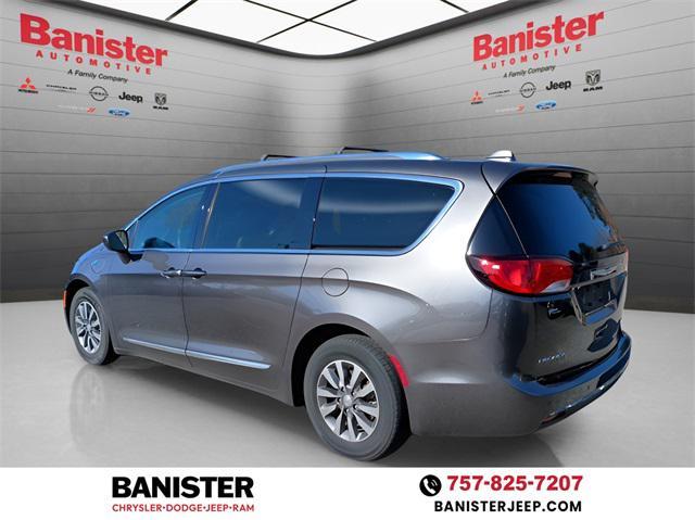 used 2019 Chrysler Pacifica Hybrid car, priced at $18,849