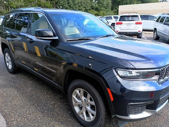 new 2024 Jeep Grand Cherokee L car, priced at $47,311