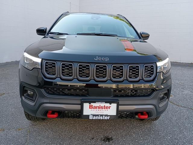 new 2024 Jeep Compass car, priced at $35,401