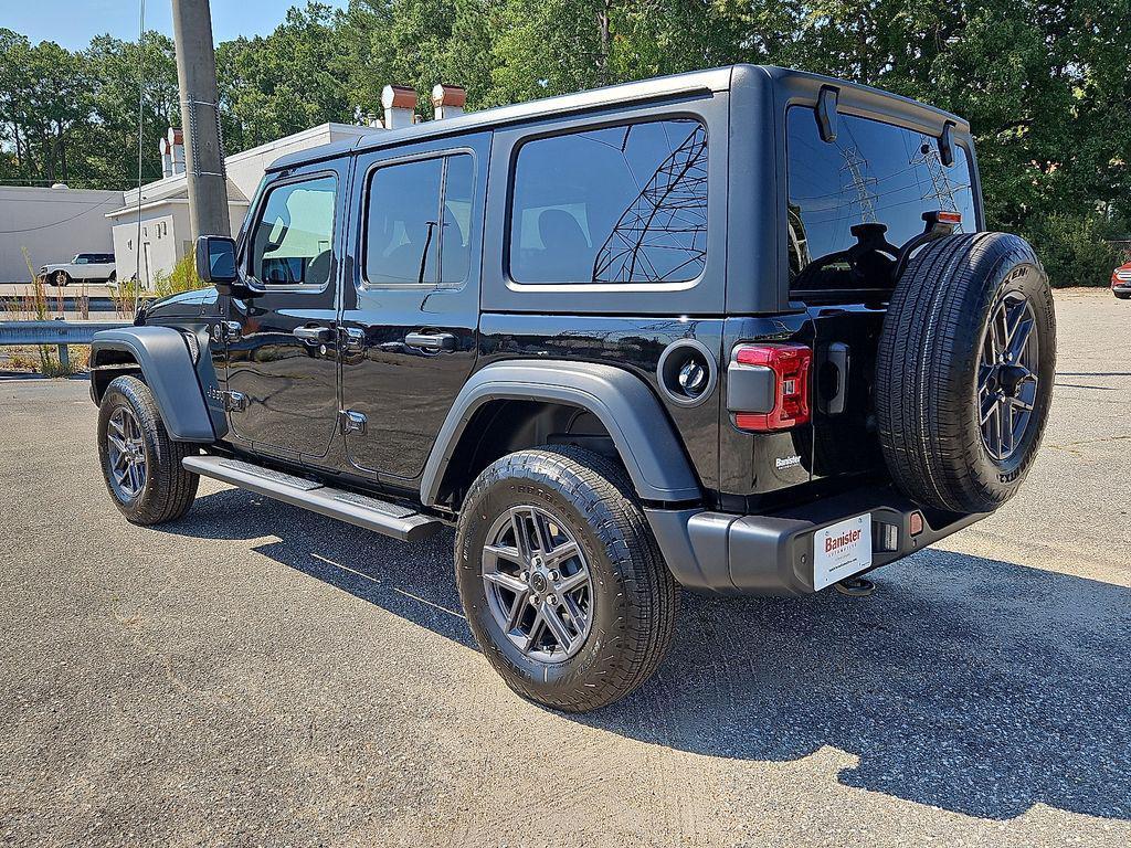 new 2025 Jeep Wrangler car, priced at $43,997