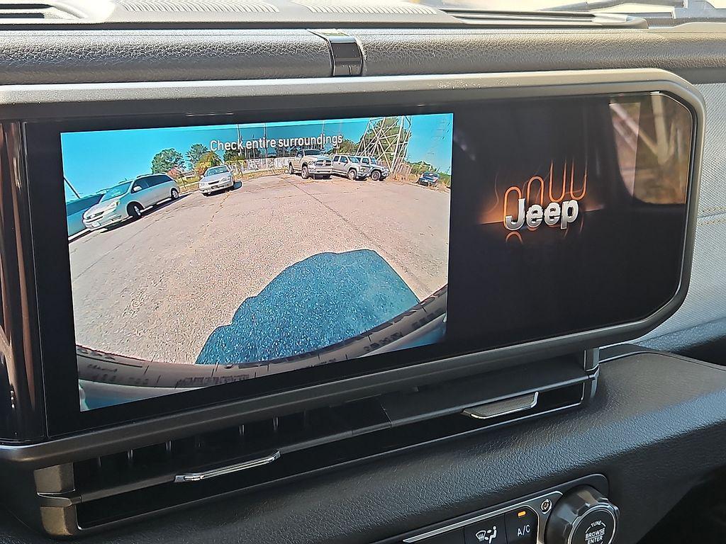 new 2025 Jeep Wrangler car, priced at $43,997