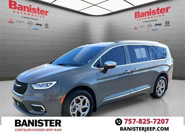 used 2023 Chrysler Pacifica car, priced at $42,997