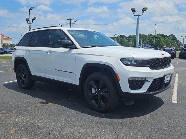 new 2025 Jeep Grand Cherokee car, priced at $41,694