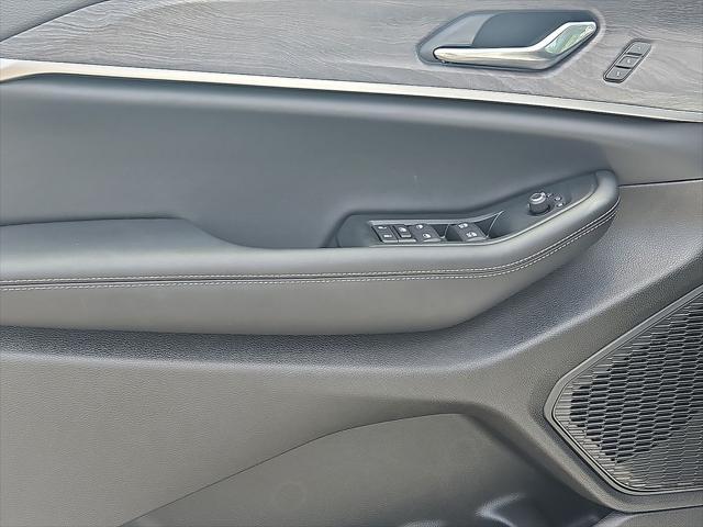 new 2025 Jeep Grand Cherokee car, priced at $41,694