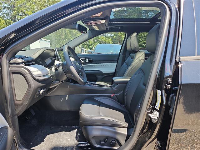 new 2025 Jeep Compass car, priced at $29,976