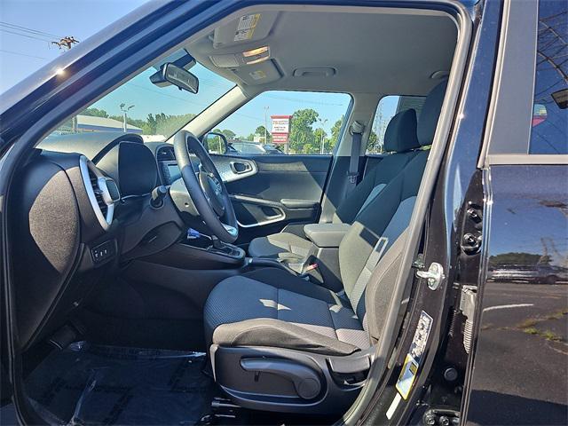 used 2023 Kia Soul car, priced at $17,998