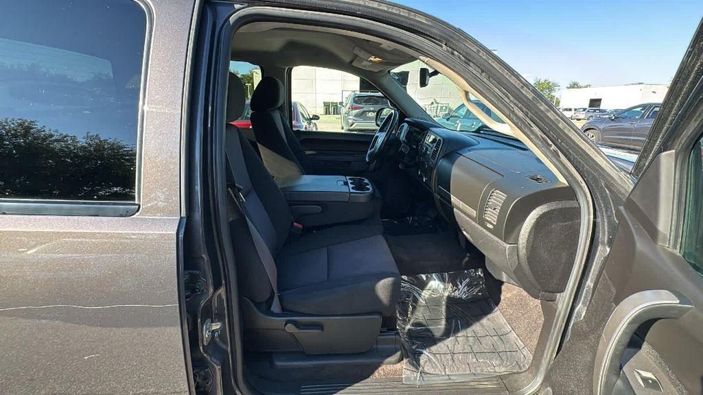 used 2011 Chevrolet Silverado 1500 car, priced at $9,999