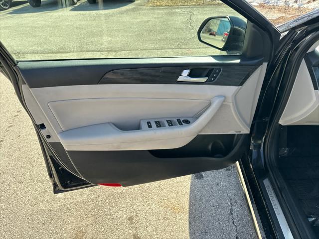 used 2019 Hyundai Sonata Plug-In Hybrid car, priced at $18,999