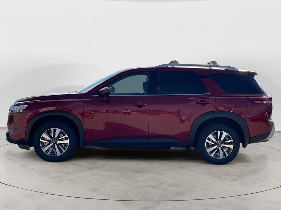 new 2024 Nissan Pathfinder car, priced at $44,112