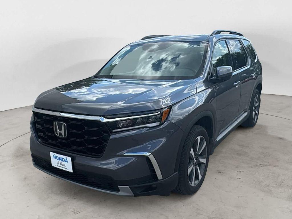 used 2024 Honda Pilot car, priced at $47,999