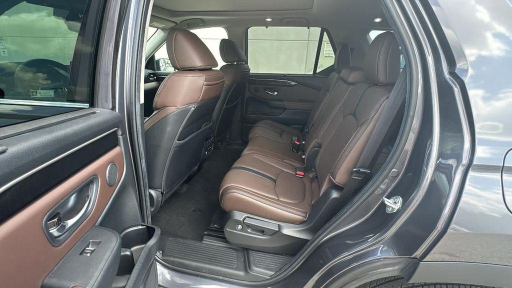 used 2024 Honda Pilot car, priced at $47,999
