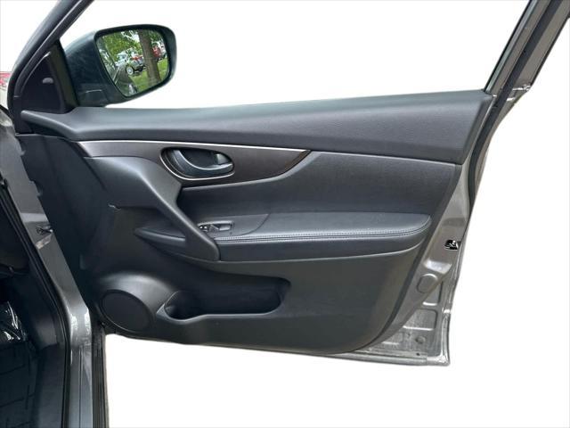used 2020 Nissan Rogue Sport car, priced at $15,999
