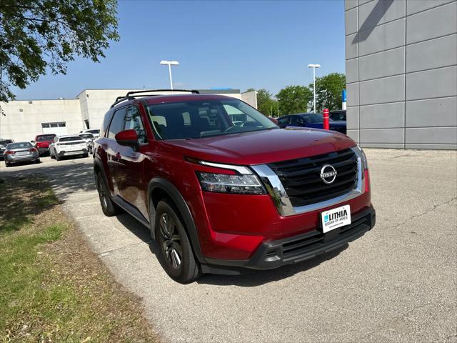 used 2022 Nissan Pathfinder car, priced at $27,999
