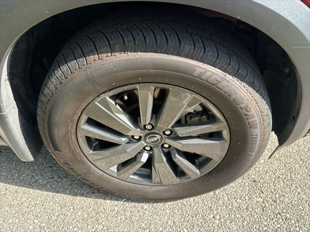 used 2022 Nissan Pathfinder car, priced at $27,999