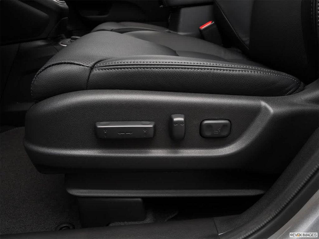 used 2016 Honda CR-V car, priced at $18,499