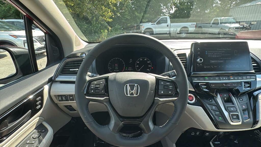 new 2026 Honda Odyssey car, priced at $49,445