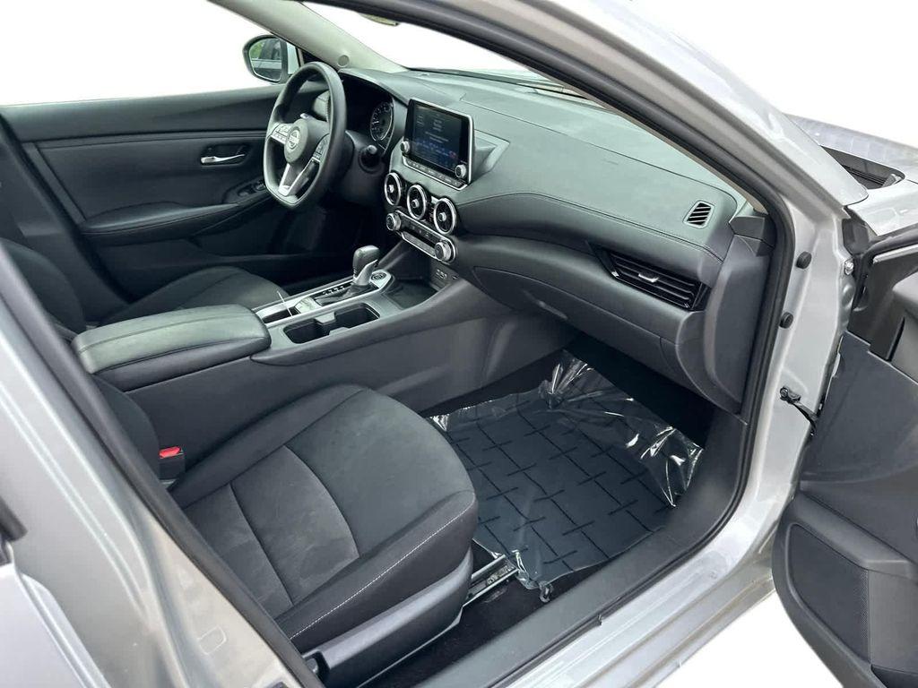 used 2023 Nissan Sentra car
