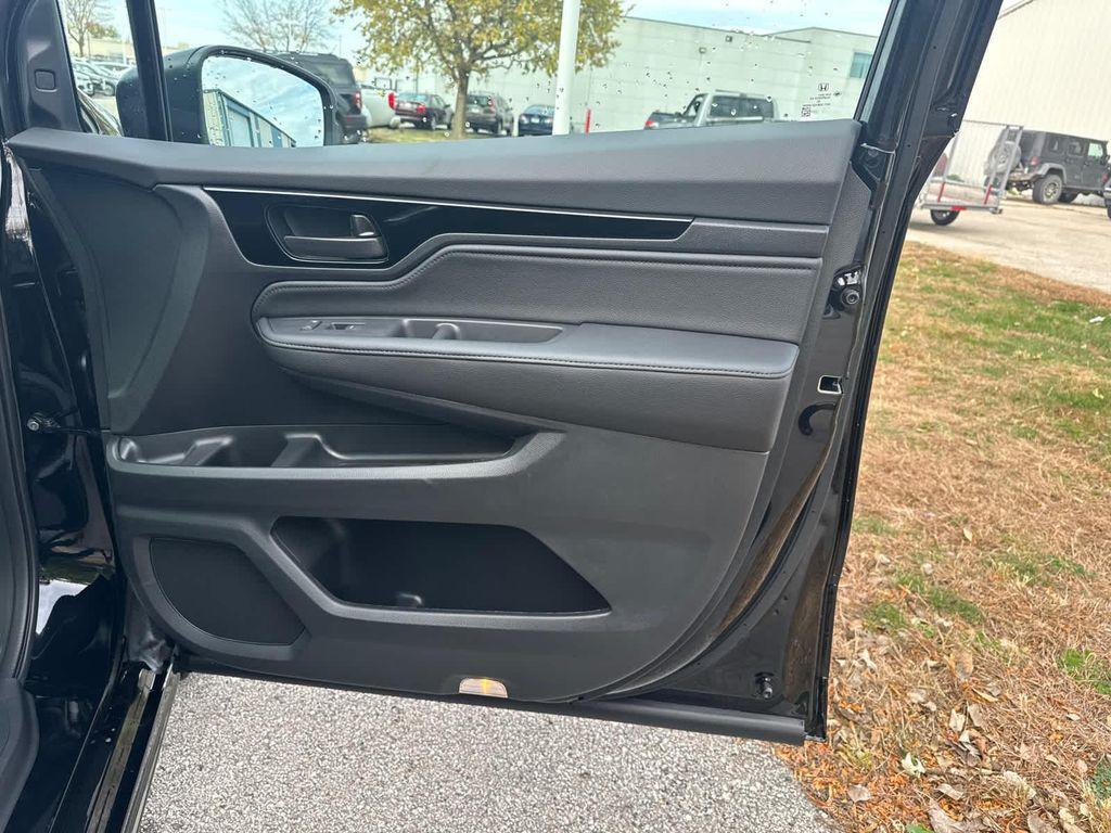 new 2026 Honda Odyssey car, priced at $48,990