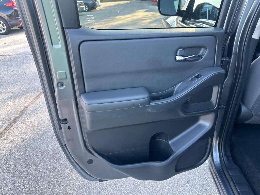 used 2022 Nissan Frontier car