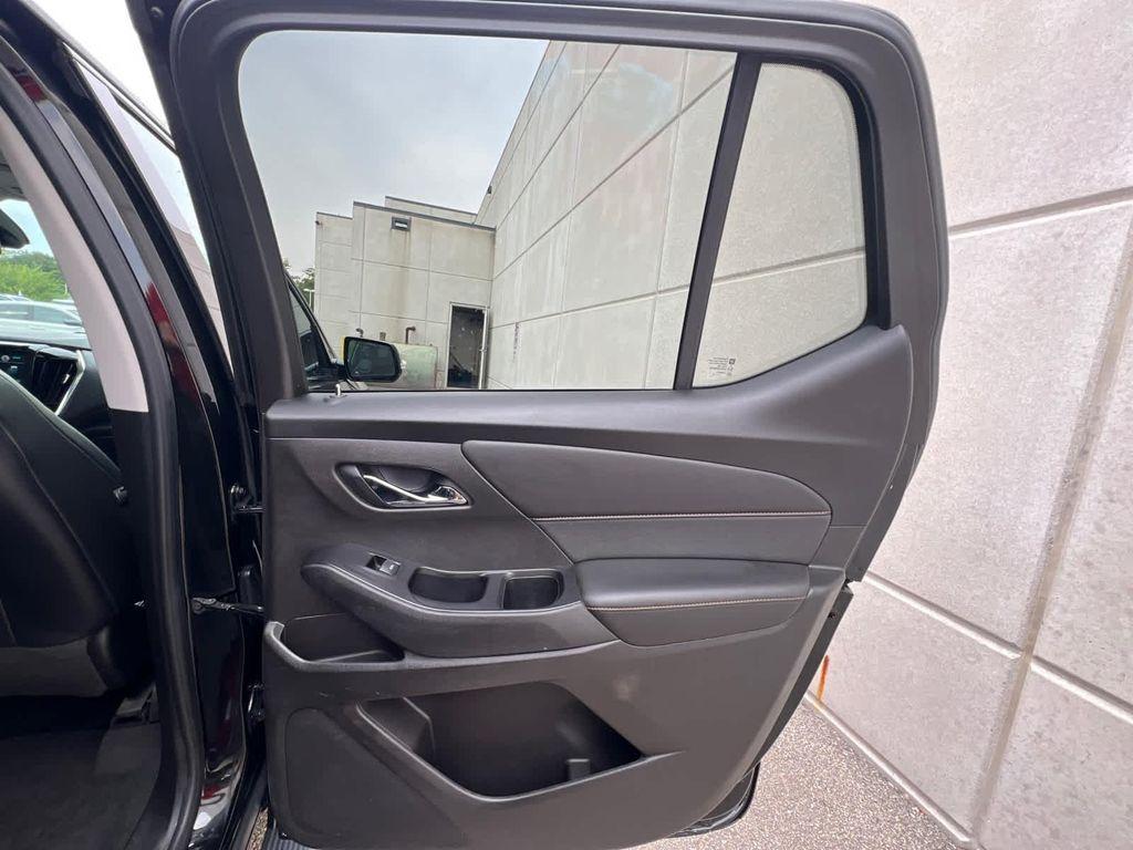 used 2018 Chevrolet Traverse car, priced at $15,999