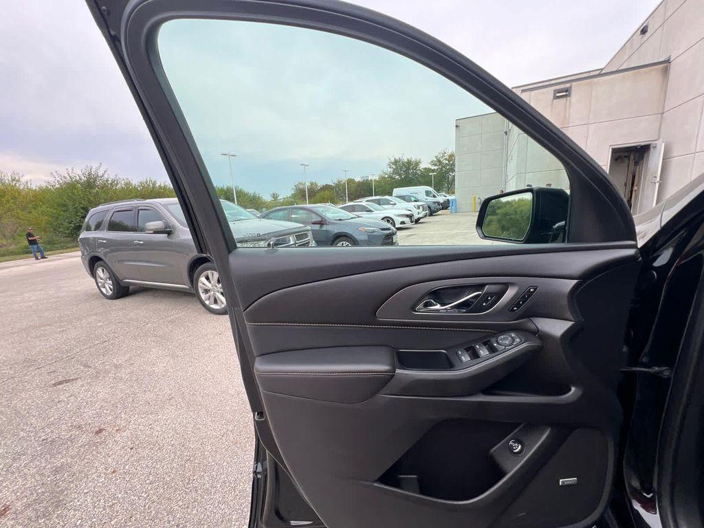 used 2018 Chevrolet Traverse car, priced at $15,999