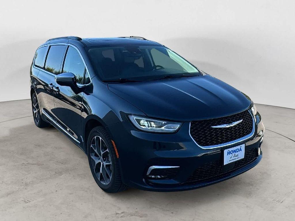 used 2022 Chrysler Pacifica car, priced at $29,999