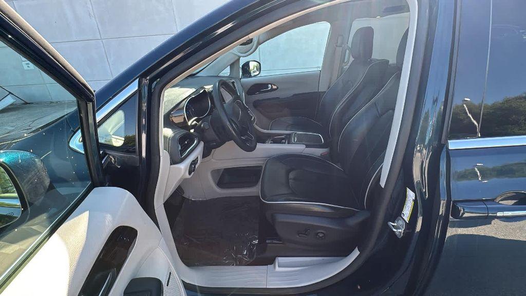 used 2022 Chrysler Pacifica car, priced at $29,999