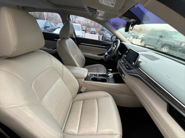 used 2019 Nissan Altima car, priced at $18,999