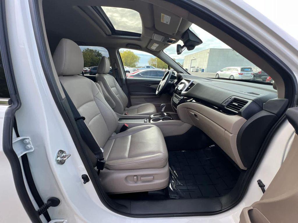 used 2019 Honda Ridgeline car, priced at $27,999
