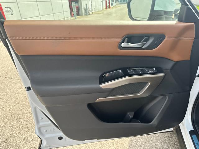 new 2025 Nissan Pathfinder car, priced at $51,478