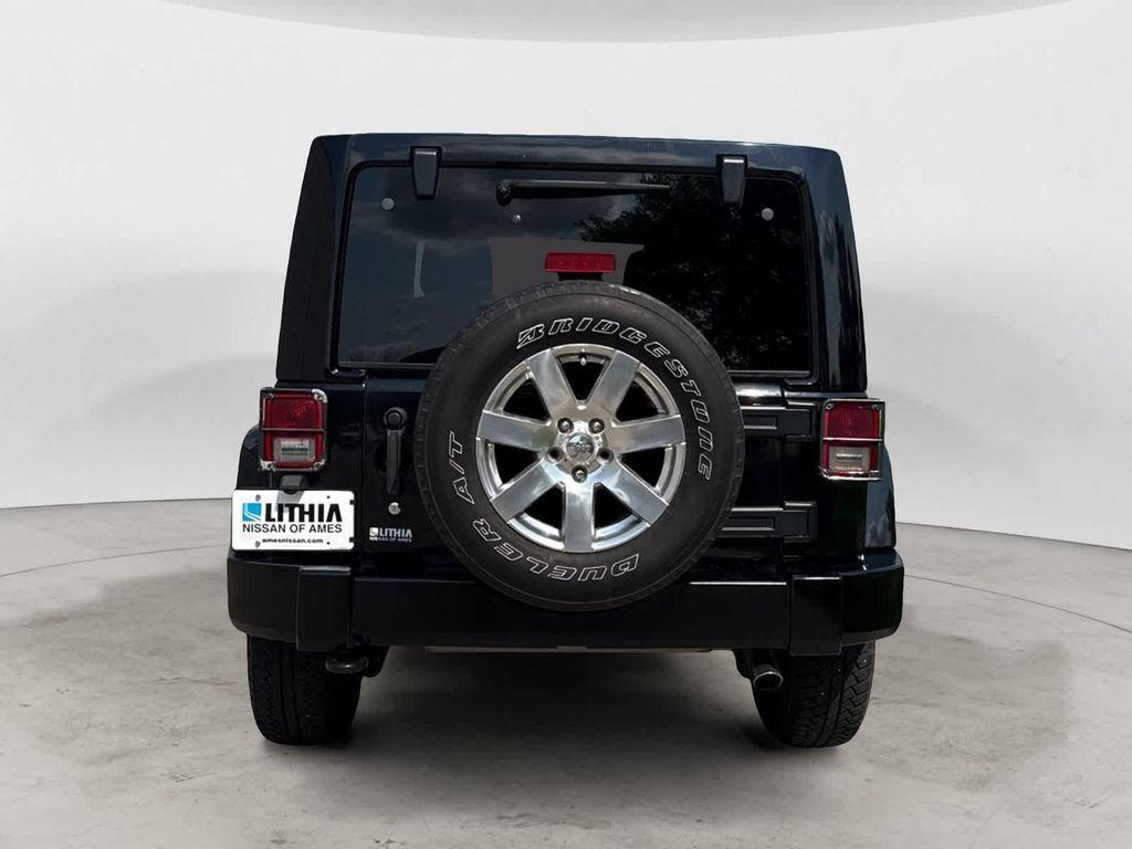 used 2013 Jeep Wrangler Unlimited car, priced at $17,999