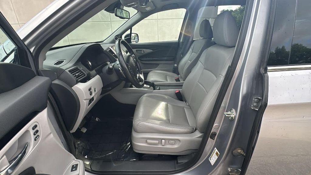 used 2017 Honda Pilot car, priced at $19,999