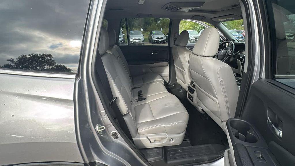 used 2017 Honda Pilot car, priced at $19,999