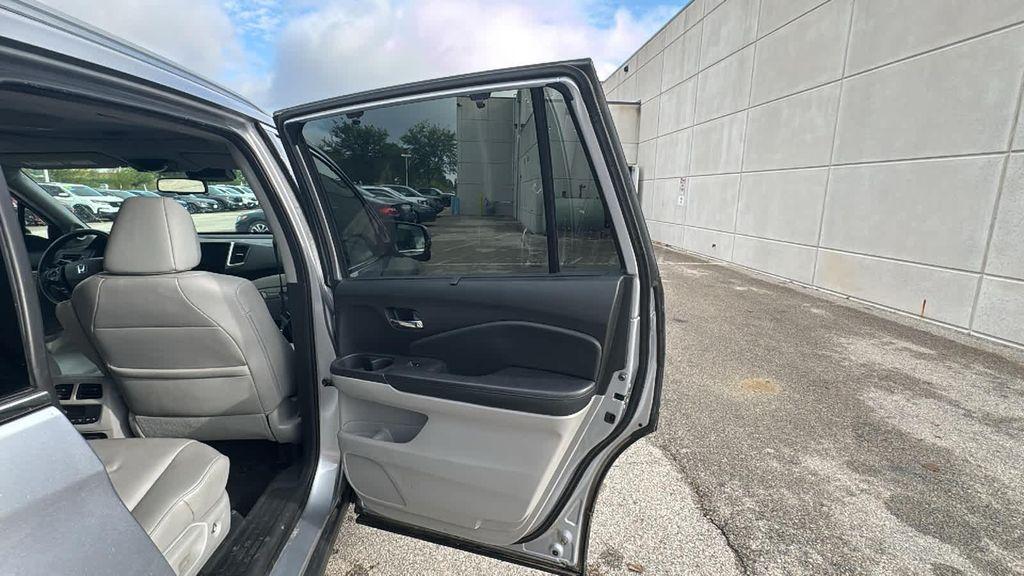 used 2017 Honda Pilot car, priced at $19,999